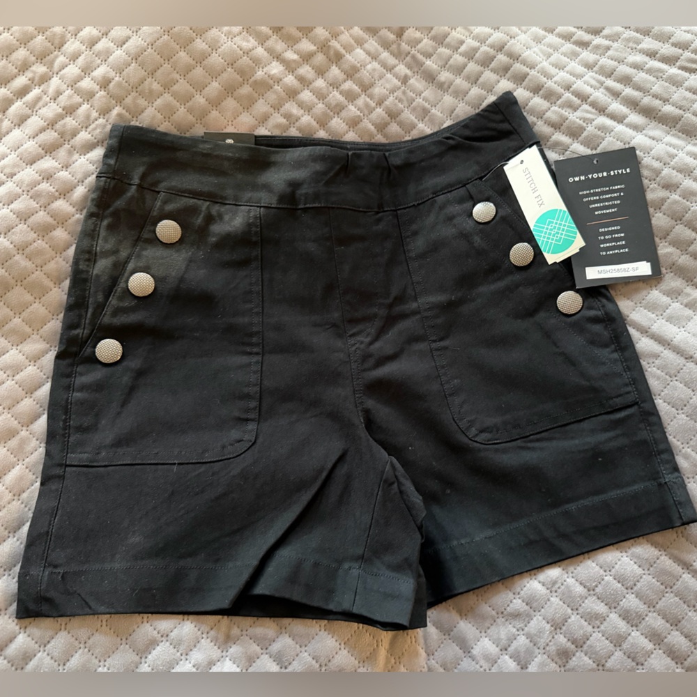 one 5 one Black High Waist Button Shorts